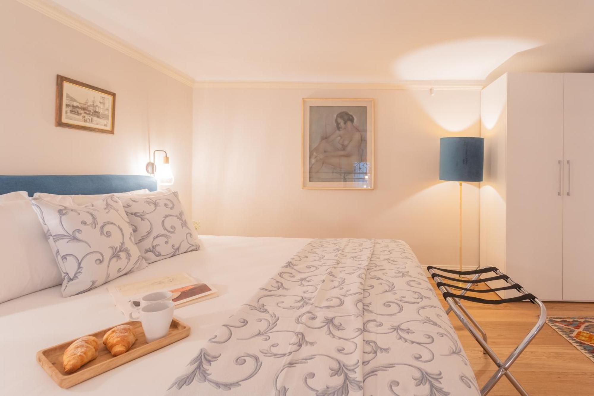 Cinque Giornate 70 Suites By Rent All קומו מראה חיצוני תמונה